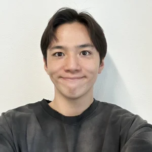 小林明日真