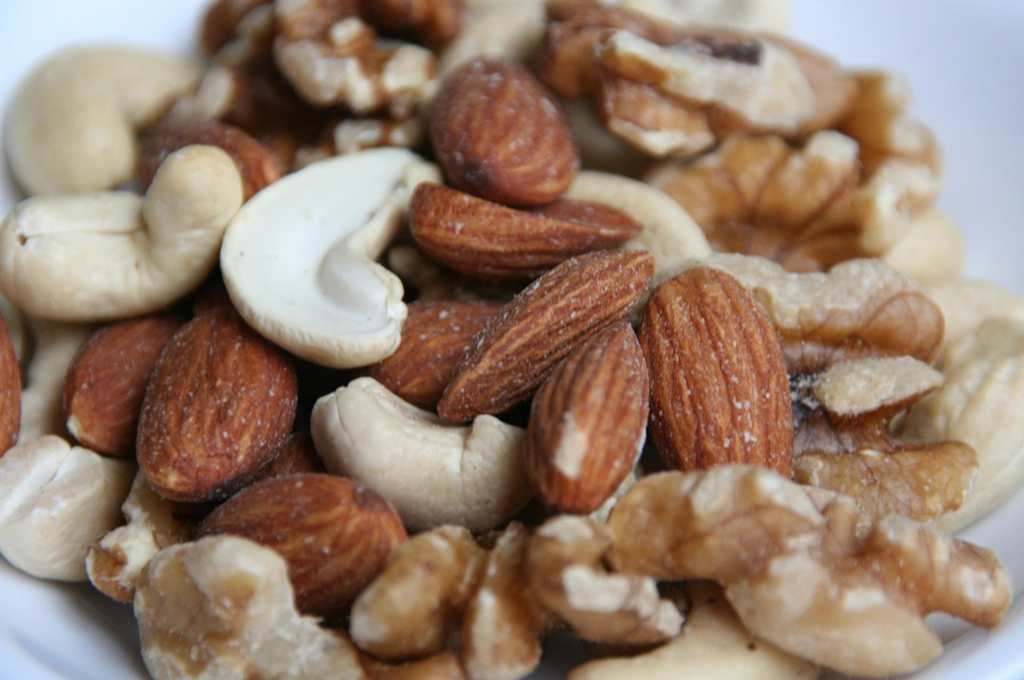 美容にも健康にも◎ロカボナッツとは?