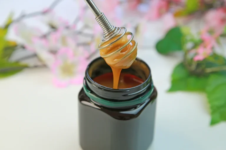 喉と美肌にうれしいマヌカハニー