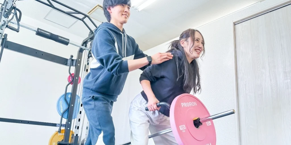 パーソナルジム リアルボディはダイエットとボディメイクに特化したパーソナルトレーニングを行っています