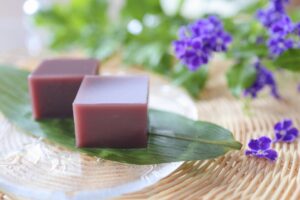 ダイエット中に和菓子OK？食事制限と筋トレの両立法を解説