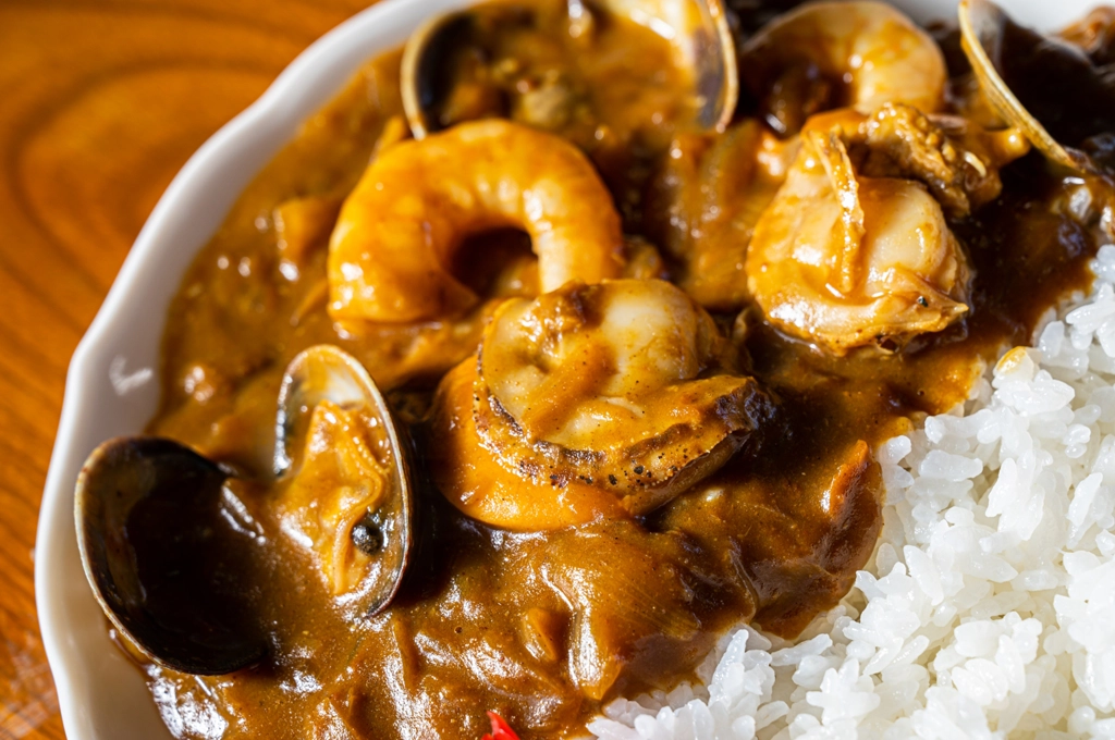 カレーを食べても太らないカロリーオフのコツ